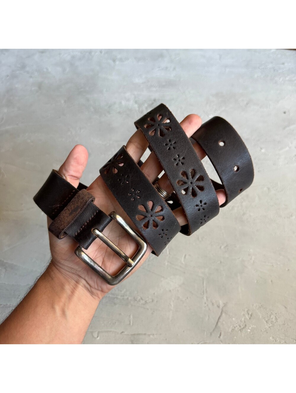 Vintage 2000s BKE Dark Brown Leather Flower Embossed Belt